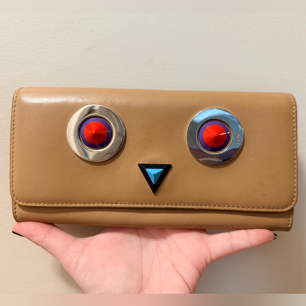 Rare Authentic Fendi  Hypnoteyes Leather Wallet